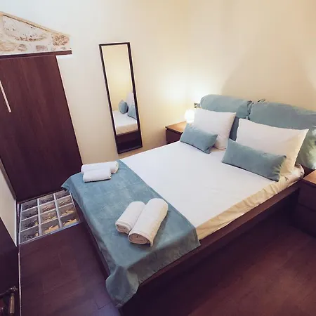 Danae Old Town * Ретимно